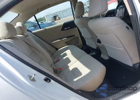 2016 Honda Accord Ex z USA, uszkodzony, nr VIN 1HGCR2F05GA174903